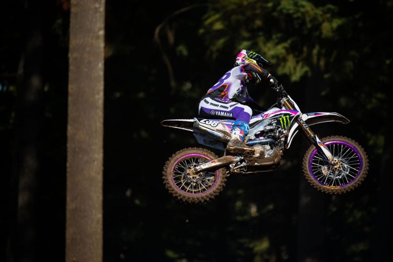 AMA Motocross: Deegan vence e encosta no líder, na 450 Lawrence segue imbatível