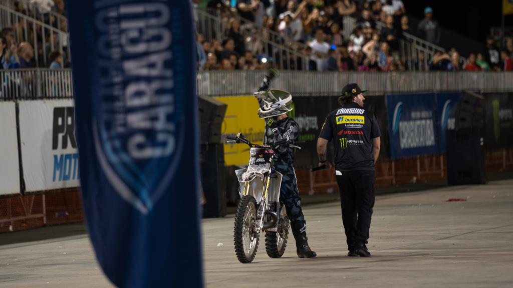 Arena Freestyle Show re&uacute;ne principais nomes da modalidade em Caraguatatuba (SP)