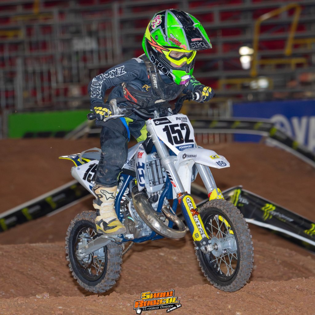 Moranguinho Racing domina as categorias de base do Arena Cross com Jo&atilde;o Vitor e Zion Berchtold no topo