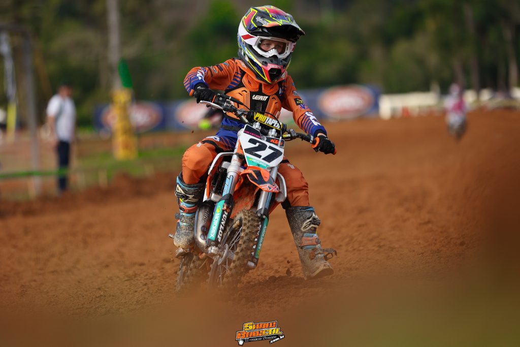 Agrol&acirc;ndia recebe Brasileiro de Velocross com grande p&uacute;blico e provas acirradas nesse s&aacute;bado!