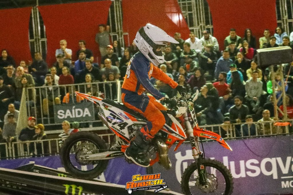 Arena Cross consagra Paulo Alberto (Pr&oacute;), Bernardo Tib&uacute;rcio (AX2), Zion Berchtold (65cc) e Jo&atilde;o Vitor (50cc) como campe&otilde;es da temporada 2023