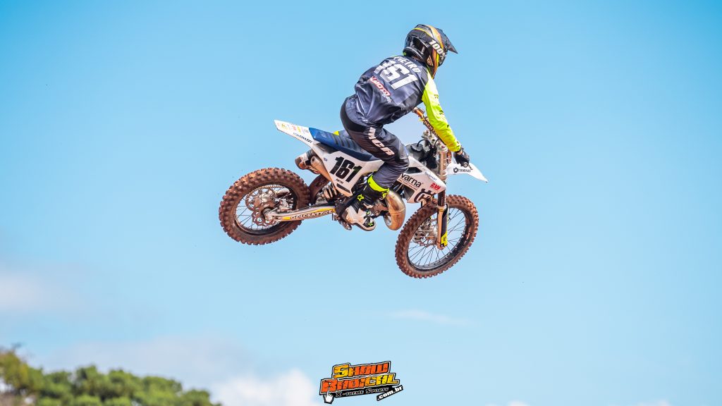 Ga&uacute;cho de Motocross movimenta Tapejara em fim de semana com boas disputas em grande parte das categorias