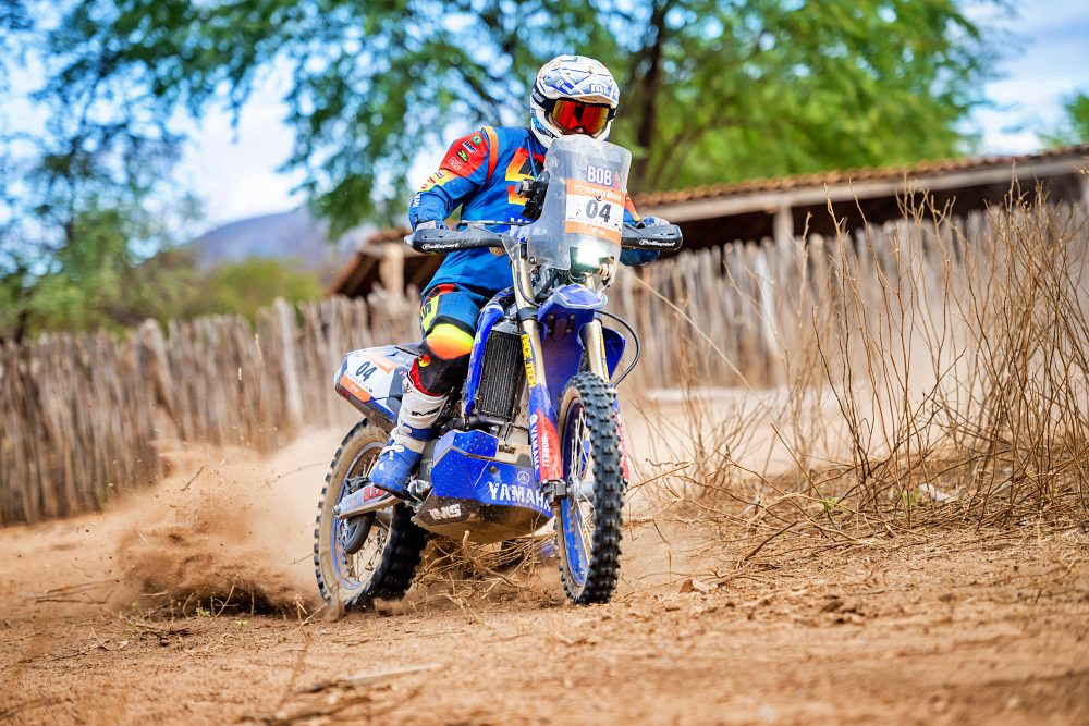 Sert&otilde;es 2023: Ricardo Martins assume vice-lideran&ccedil;a e Gabriel Bruning &eacute; melhor brasileiro na segunda parte da etapa Maratona