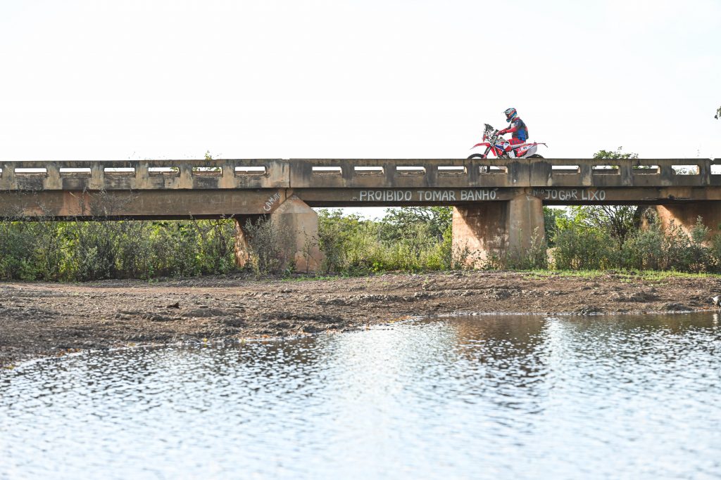 Honda Racing inicia Sert&otilde;es 2023 no pelot&atilde;o da frente das motos