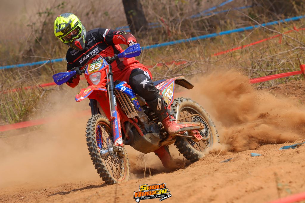 Brasileiro de Enduro: Bruno Crivilin vence a geral em Belo Vale (MG) e Patrik Capila da um passo importante rumo ao t&iacute;tulo da temporada
