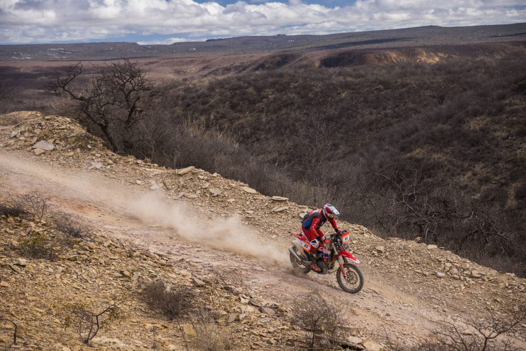 Martin Duplessis assume vice-lideran&ccedil;a geral das motos no Sert&otilde;es 2023