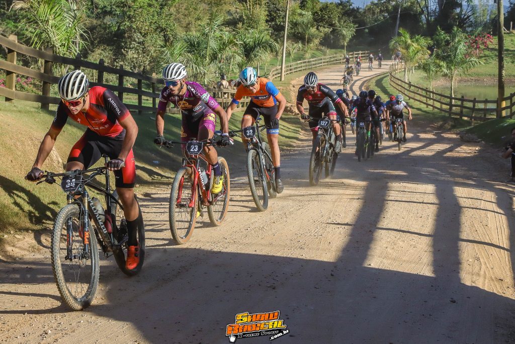 Kenda Open Cup MTB re&uacute;ne 1200 atletas em Amparo/SP em fim de semana marcado pela estreia do Kenda XCO Experience