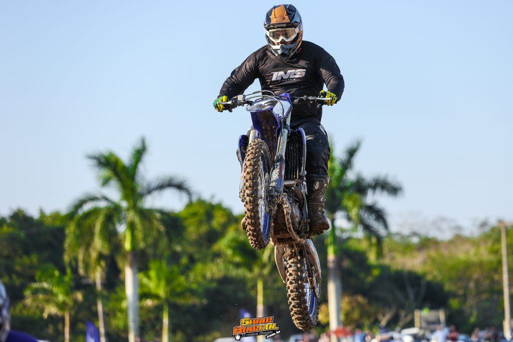 Provas das categorias de base agitam esse s&aacute;bado na 2&ordf; etapa do Campeonato Carioca de Motocross, em Campos dos Goytacazes/RJ