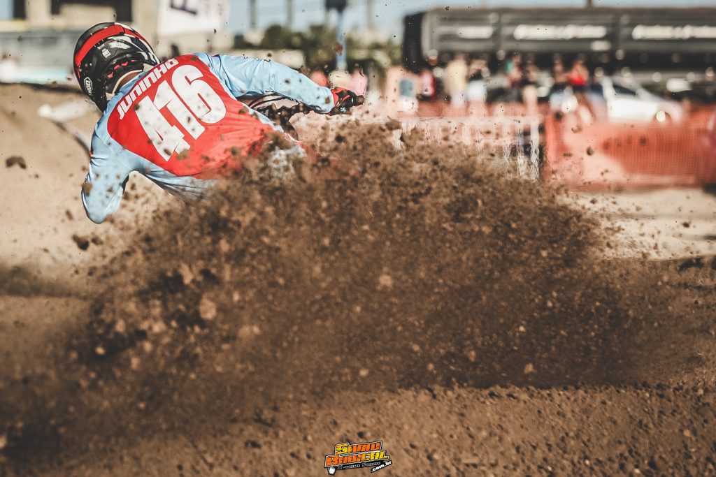 Disputas eletrizantes nesse domingo marcam a 2&ordf; etapa do Carioca de MX, em Campos dos Goytacazes/RJ