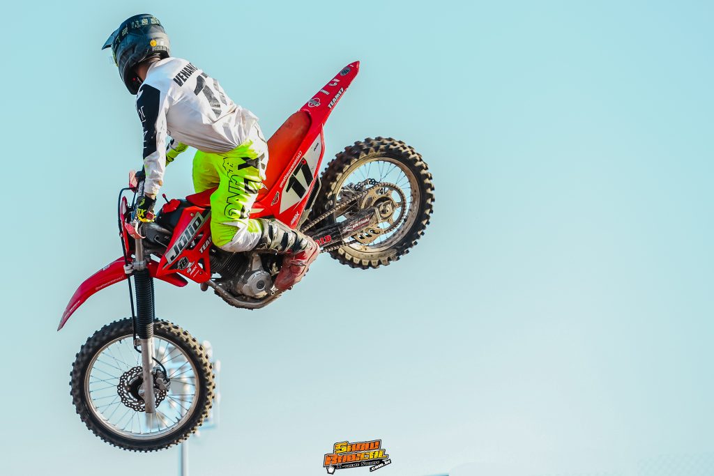 Disputas eletrizantes nesse domingo marcam a 2&ordf; etapa do Carioca de MX, em Campos dos Goytacazes/RJ