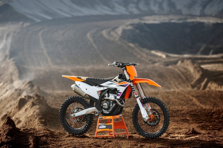 Factory KTM anuncia lançamento da KTM 250 SX-F 2024