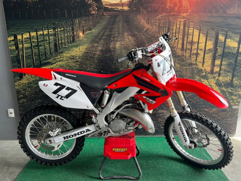 Ação CR 125 2t 2007, clique aqui e participe