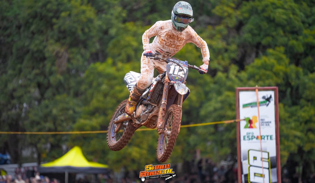 Ga&uacute;cho de Motocross movimenta Tapejara em fim de semana com boas disputas em grande parte das categorias