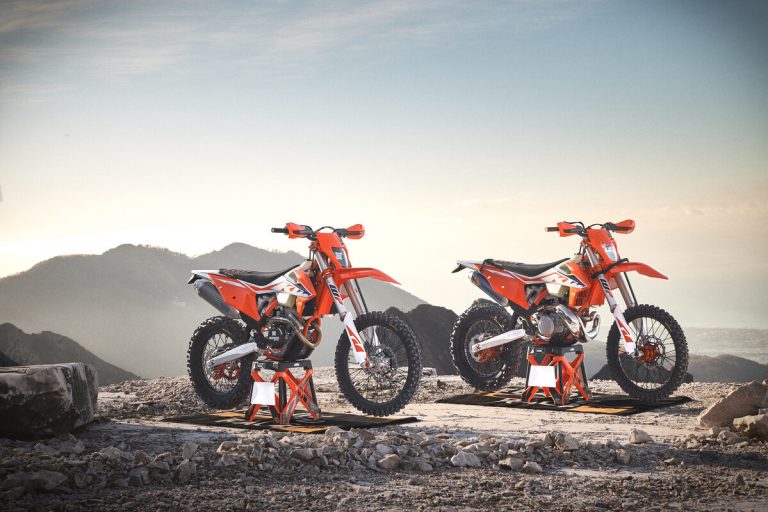 KTM com desconto de fábrica para modelos da linha ENDURO
