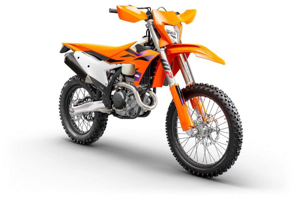 KTM anuncia a nacionaliza&ccedil;&atilde;o de mais dois modelos e linha de Enduro 2024 completamente renovada