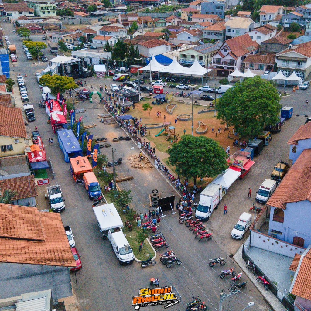 Hard Well leva os melhores pilotos do Hard Enduro brasileiro &agrave;s trilhas mais insanas de Po&ccedil;o Fundo/MG