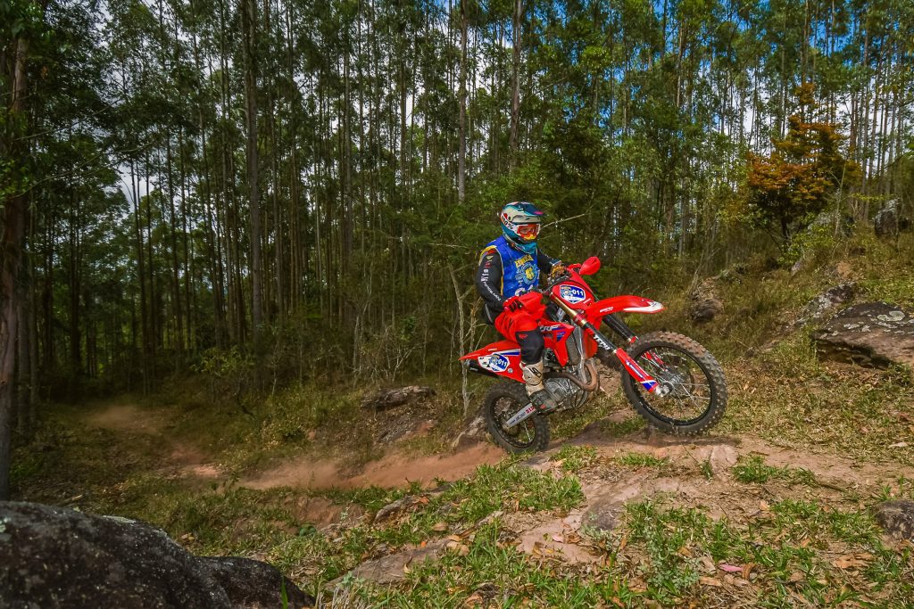 Honda Racing lidera Elite e mais tr&ecirc;s categorias no Enduro da Independ&ecirc;ncia 2023