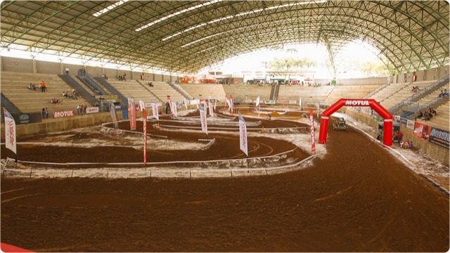 Brasileiro de ARENA VELOCROSS est&aacute; de volta, com a cobertura oficial Show Radical