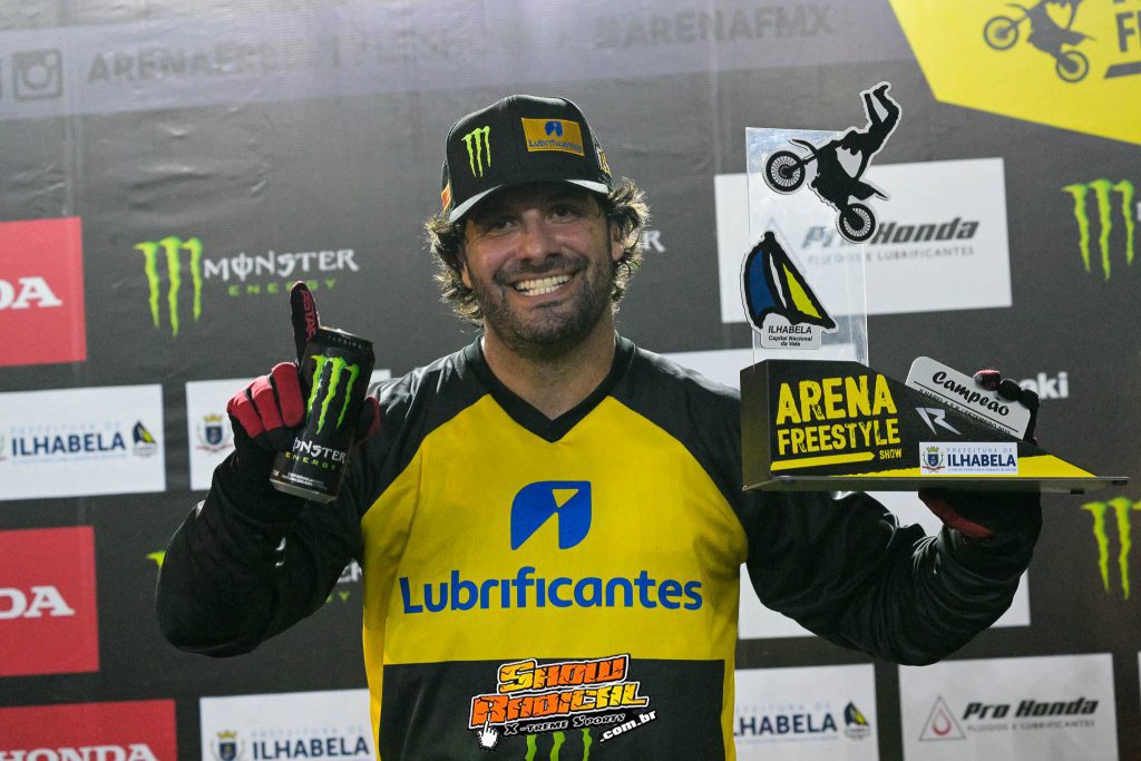 Fred Kyrillos fatura etapa de Ilhabela e amplia lideran&ccedil;a do Arena Freestyle Show 2023