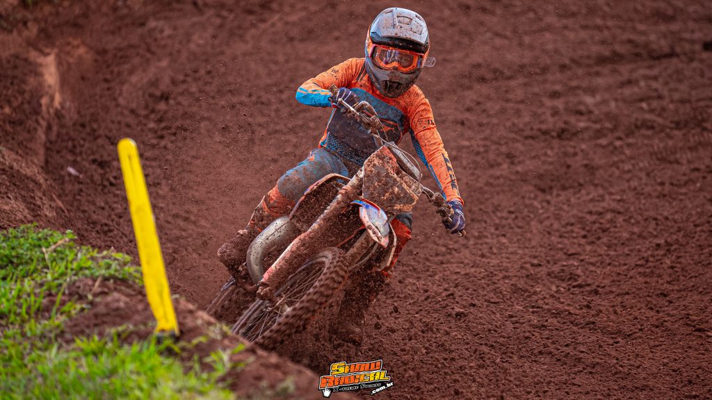 Brasileiro de Velocross abre fim de semana com treinos, provas e bom n&uacute;mero de pilotos em Salto Del Guair&aacute;