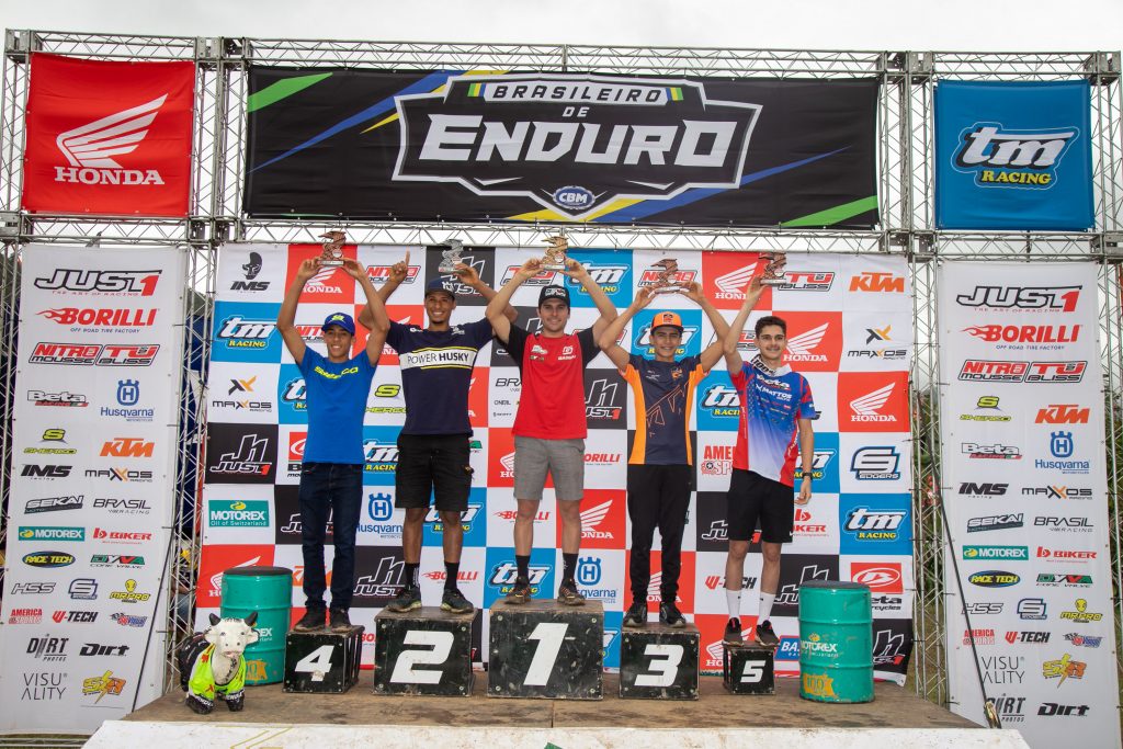 Renato Paz vence a etapa final do Brasileiro de Enduro e encerra a temporada no TOP 3 da EJ