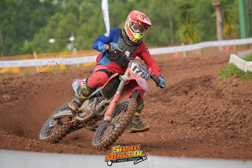 Campeonato Mineiro de Motocross encerra a temporada com boas disputas nesse domingo no Parque Hotel Pimonte