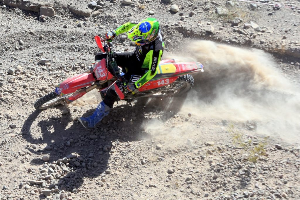 Brasileiros chegam &agrave; metade do International Six Days Enduro 2023