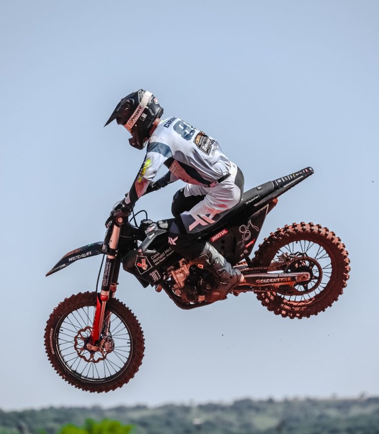 Gabriel Cirino é destaque na final do Goiano de Motocross com direito à pódio na MX Pró