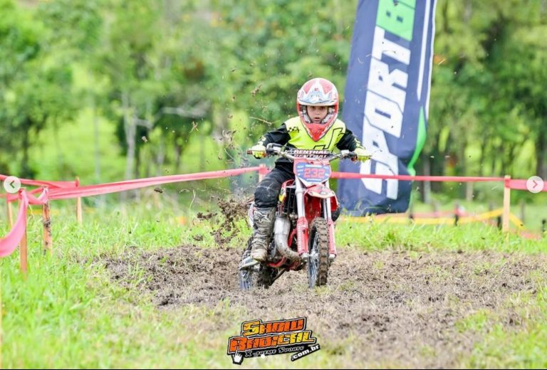 Henrique Spinasse disputa Capixaba de Enduro e Motocross nesse fim de semana