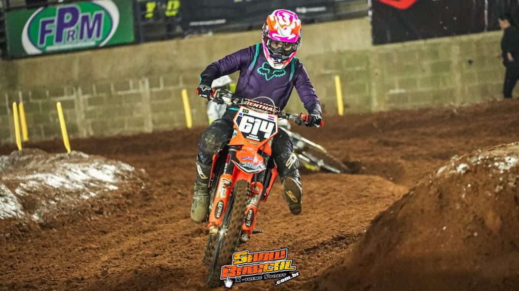 Arena Velocross retorna em grande estilo e presen&ccedil;a dos melhores pilotos do Brasil