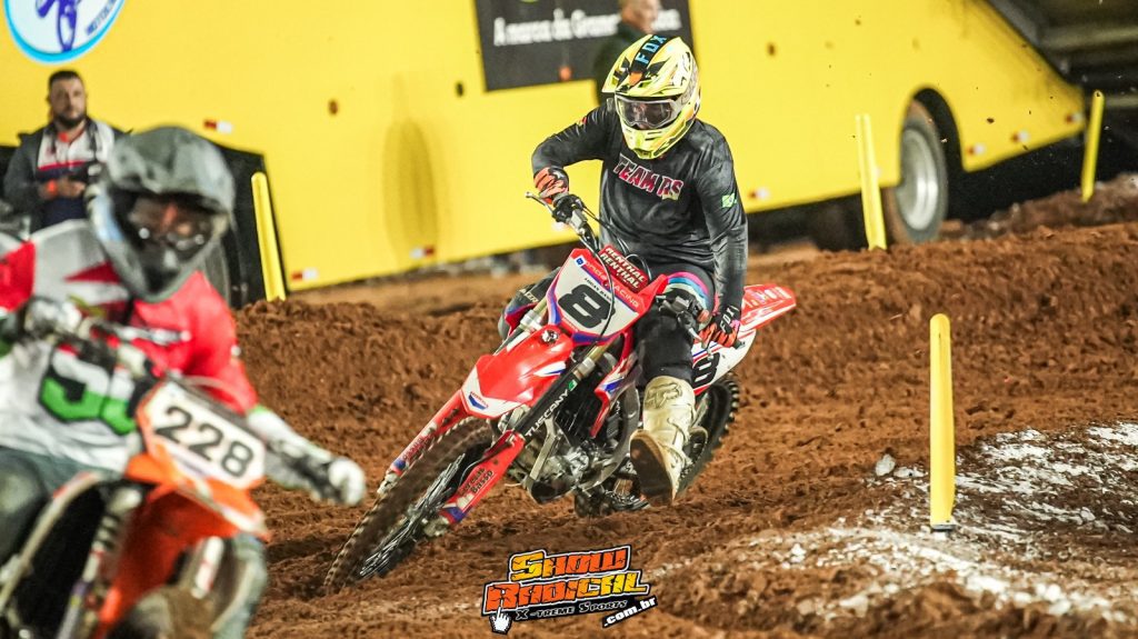 Arena Velocross retorna em grande estilo e presen&ccedil;a dos melhores pilotos do Brasil