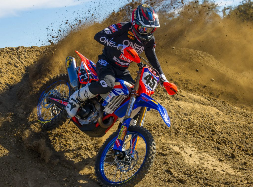 AMA Supercross: Veja o “Photo Shoot” da Liqui Moly Beta Racing, equipe estreante em 2024