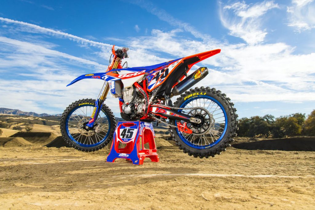 AMA Supercross: Veja o “Photo Shoot” da Liqui Moly Beta Racing, equipe estreante em 2024