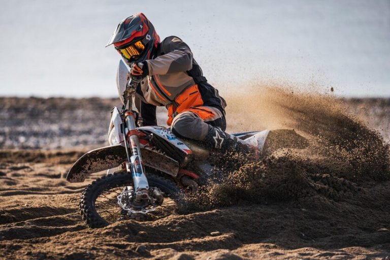 KTM EXC Six Days 2024 está pronta para encarar qualquer desafio
