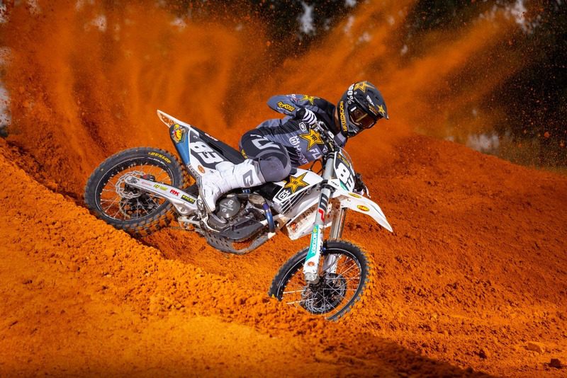 AMA Supercross: Husqvarna Factory Racing renova com a Rockstar Energy e conta com a chegada de novos pilotos para 2024