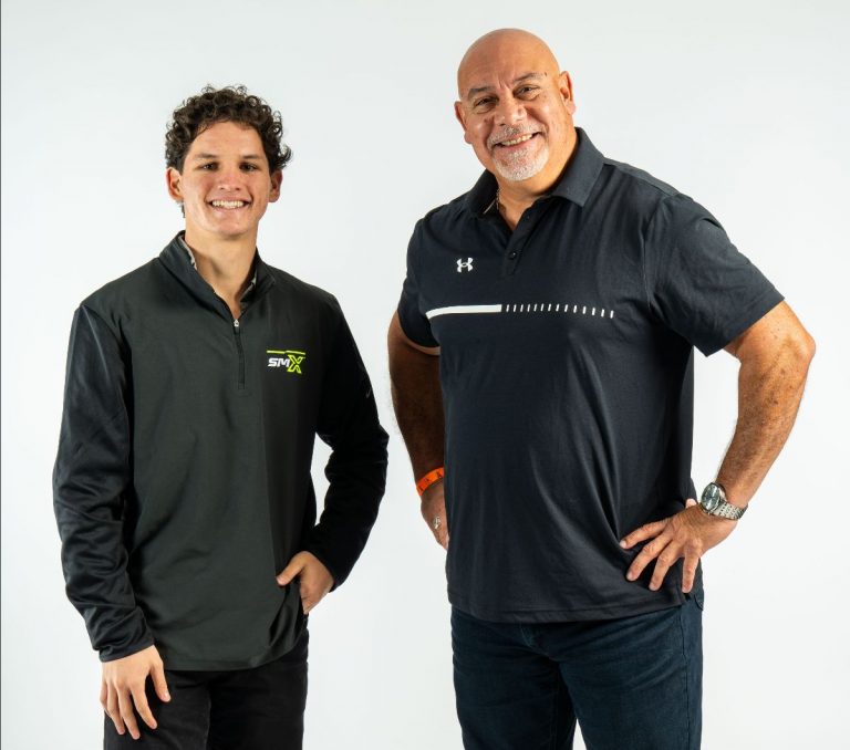 SuperMotocross World Championship International Video Pass traz transmissão em espanhol