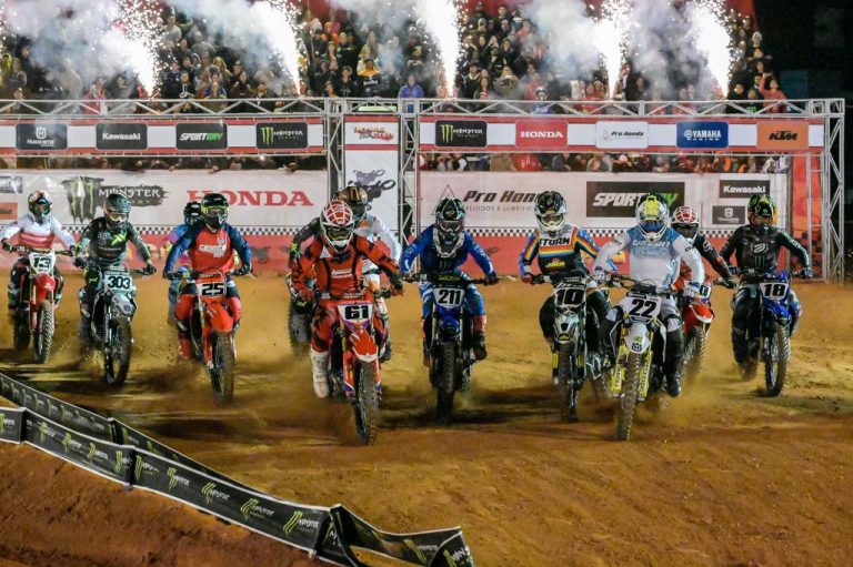 Arena Cross divulga calendário da temporada 2024 com cobertura Show Radical