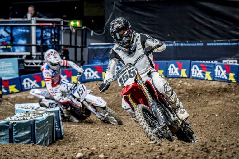 ELÉTRICA: Jack Brunell vence etapa do Arena Cross Britânico a bordo da motocicleta elétrica Stark Future