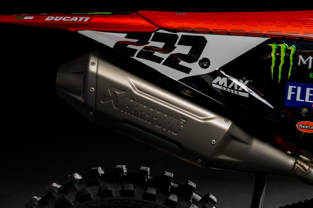 Ducati acaba de apresentar sua nova moto de MX a Desmo 450 conhe&ccedil;a a moto aqui.