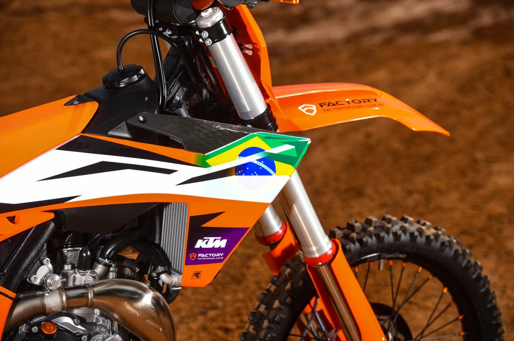 LAN&Ccedil;AMENTO | KTM 450 SX-F Factory Brasil: A melhor das melhores