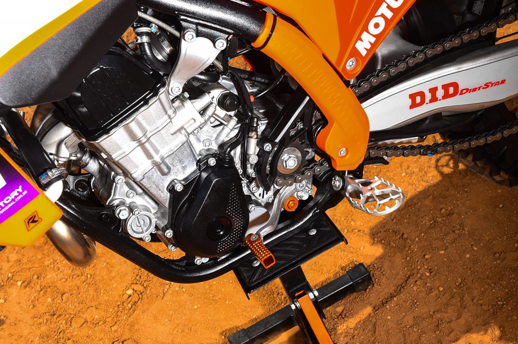 LAN&Ccedil;AMENTO | KTM 450 SX-F Factory Brasil: A melhor das melhores