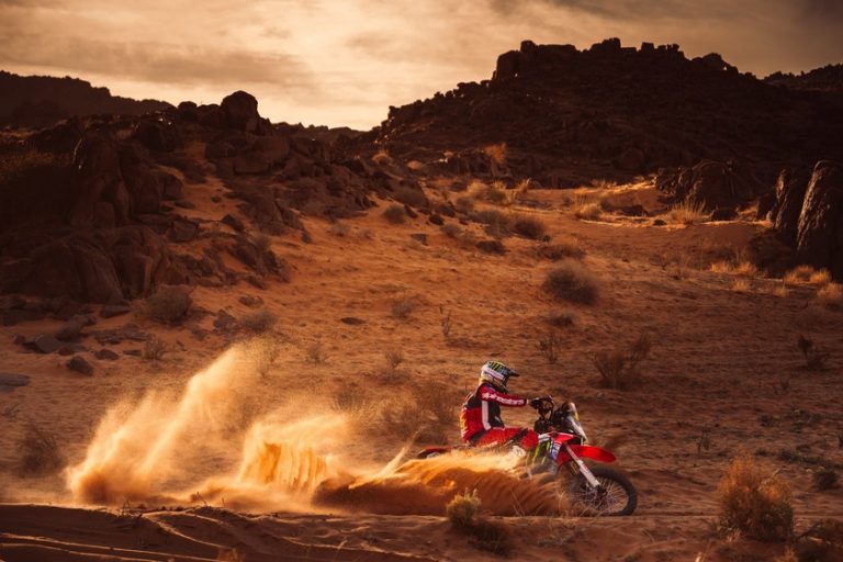 Dakar: Monster Energy Honda domina os três primeiros lugares das motos na nona etapa