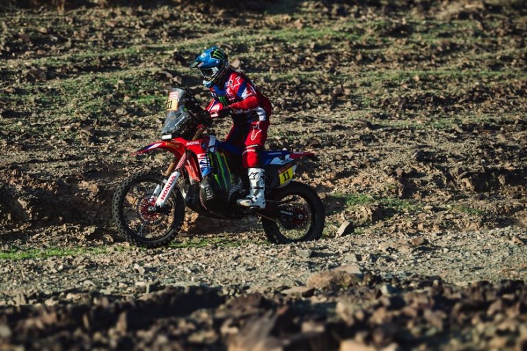 Dakar: “Nacho” Cornejo vence a 4ª etapa e leva a equipe Honda à liderança da competição