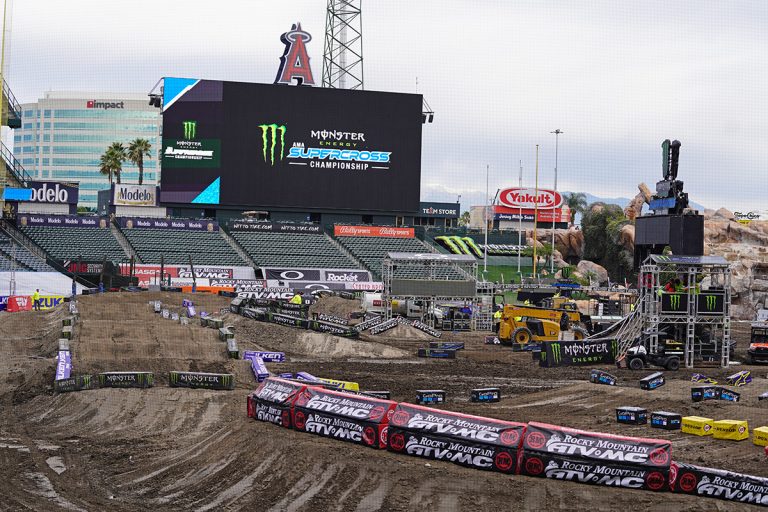 AMA Supercross: Confira a lista de pilotos confirmados para A1.