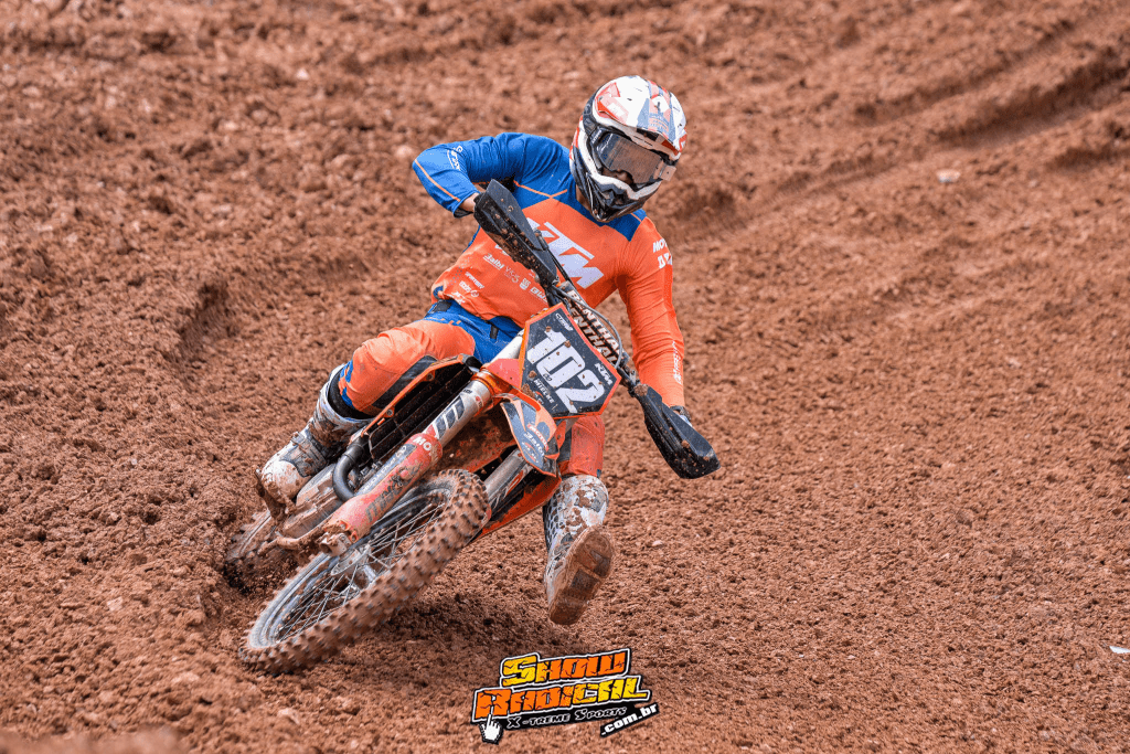 Rumores BRMX 2024 | saiba quem sa&iacute; e quem fica nos principais times do Brasil