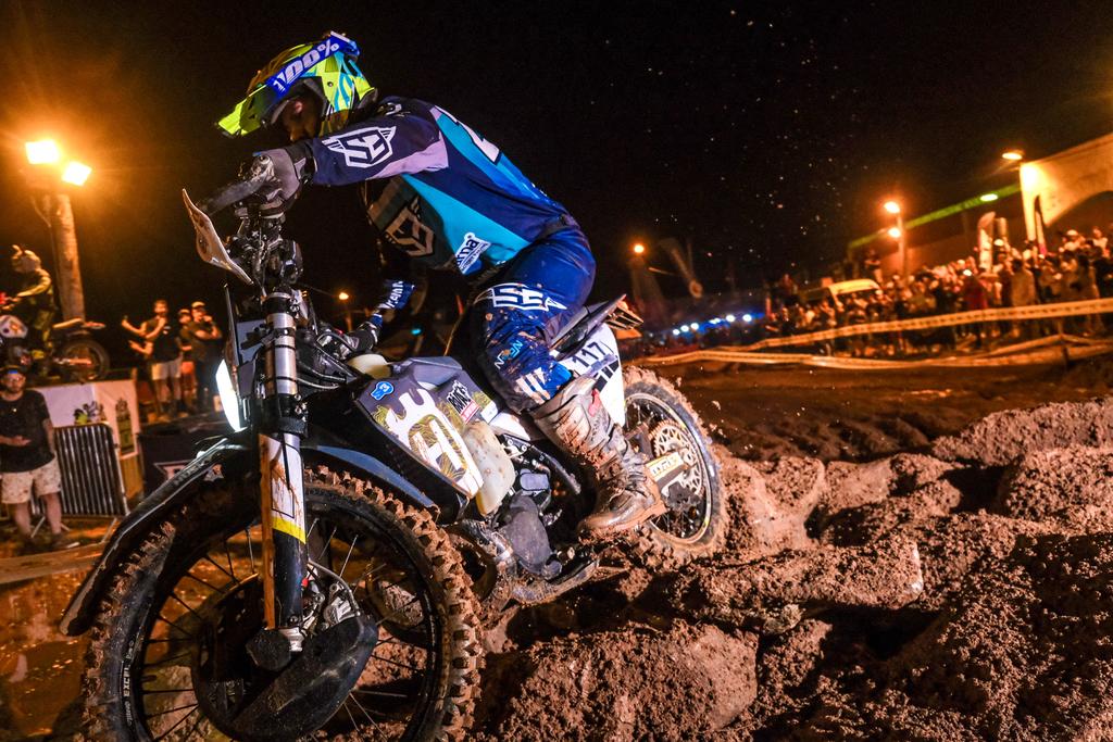 Vit&oacute;ria da Husqvarna PowerHusky/Itaminas com Rigor Rico na 1&ordf; etapa do Brasileiro de Hard Enduro