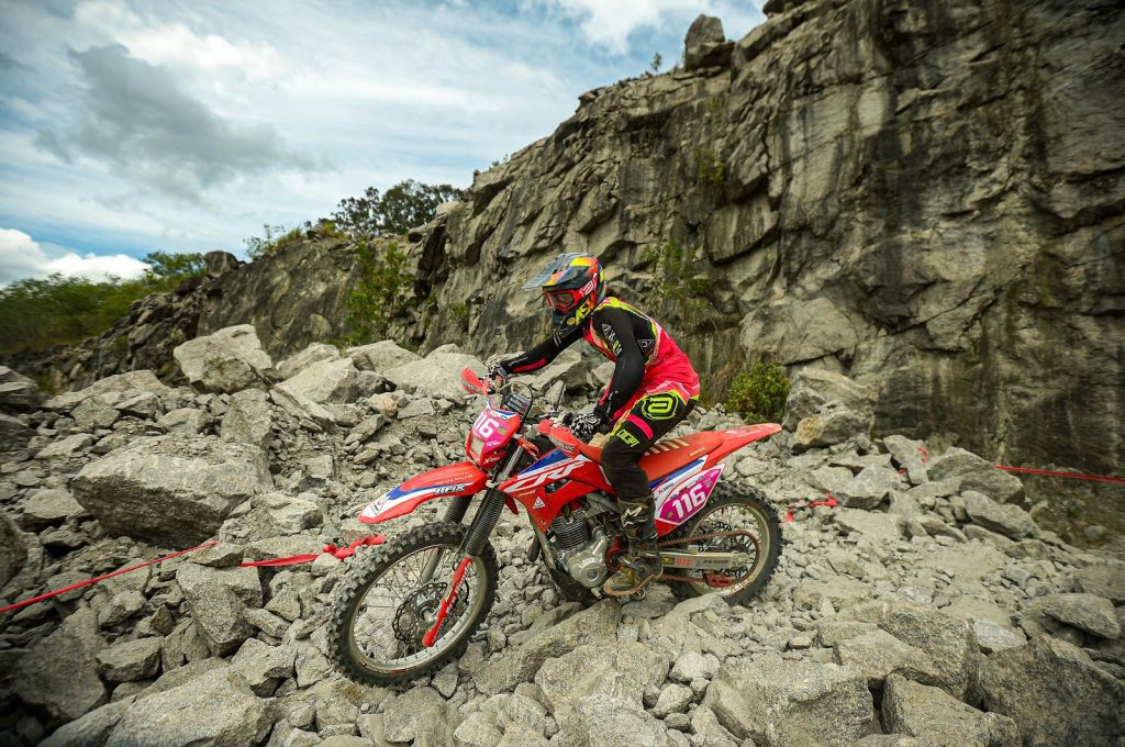 Equipe Honda Racing domina abertura do Brasileiro de Enduro 2024