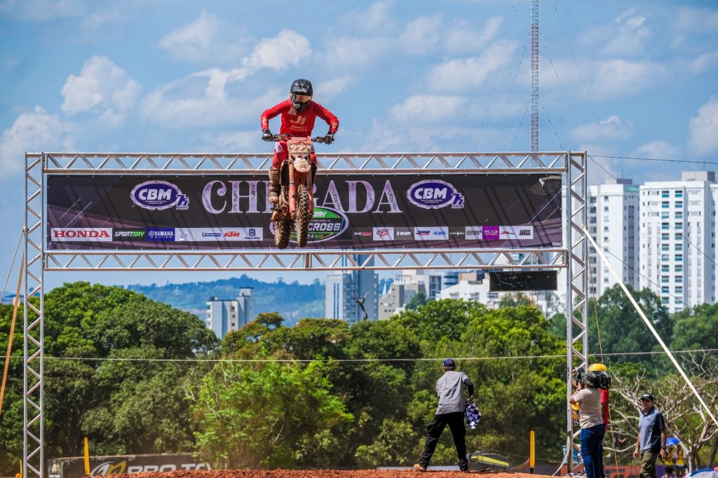 JP Pro Honda Team come&ccedil;a o Brasileiro de Motocross com vit&oacute;ria