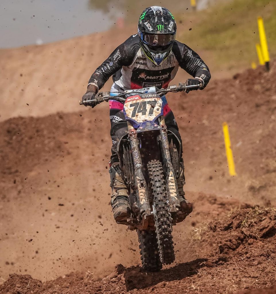 595 bLU cRU Racing preparada para a rodada tripla do Brasileiro de Supercross&nbsp;