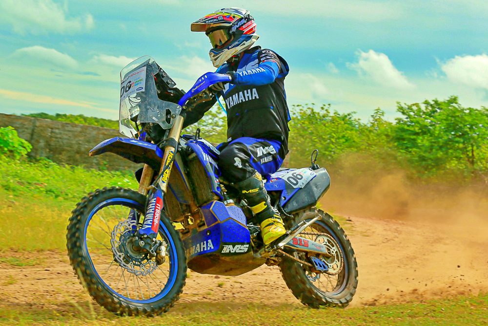 Adrien Metge vence 3&ordf; etapa e mant&eacute;m Yamaha na lideran&ccedil;a do RN 1500